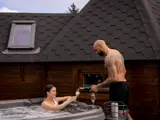 honeymoon lodge with hot tub in johnstone