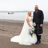 couple at brisbane wedding venue ayrshire