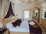 Luxury Bedroom at Lynnhurst