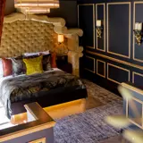 Bed in the Garden House Suite