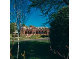 exterior and garden of boclair bearsden wedding venue